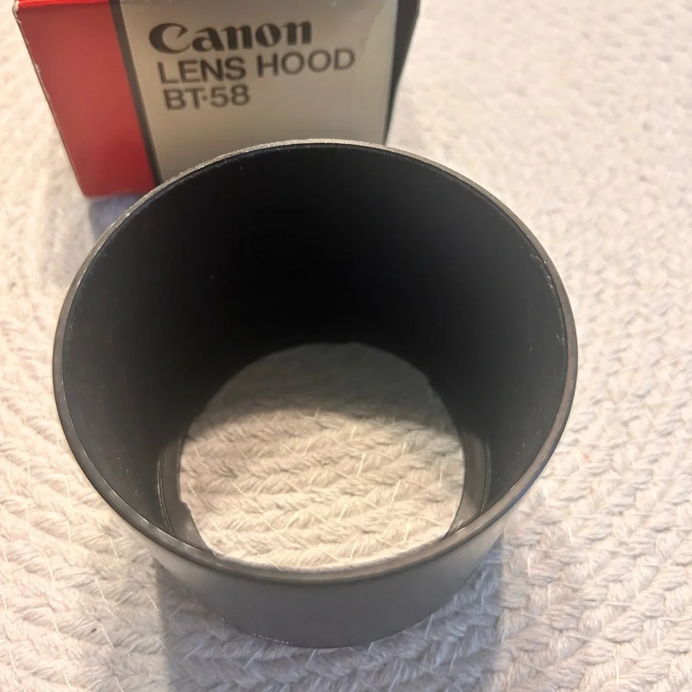 Canon Genuine Lens Hood BT-58 w/ Box